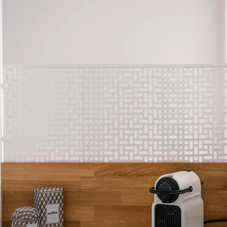 Light-Filled, Fully Renovated Apt Near Belem, By Timecooler Lissabon Buitenkant foto
