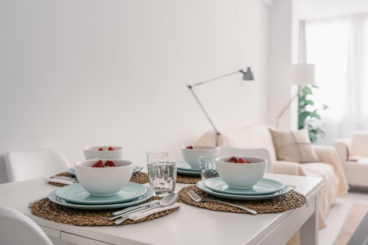 Light-filled, Fully Renovated Near Belem, By Timecooler