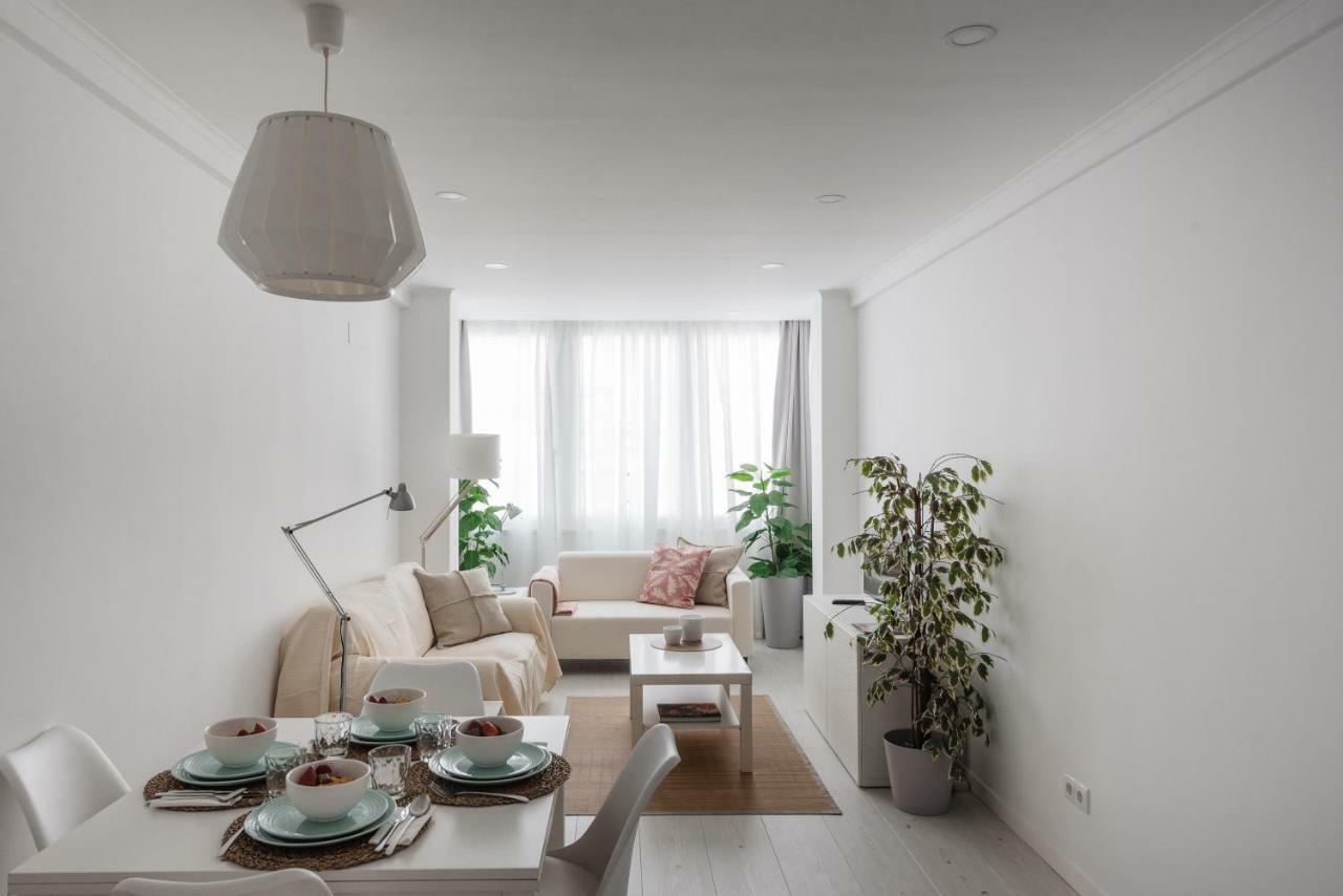 Light-filled, Fully Renovated Near Belem, By Timecooler Apartment *